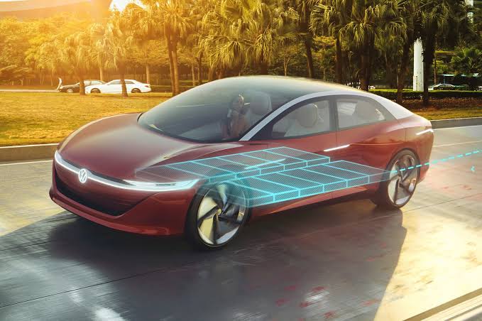 Festkörperbatterien und E-Fahrzeuge: Was ändert sich für COC?